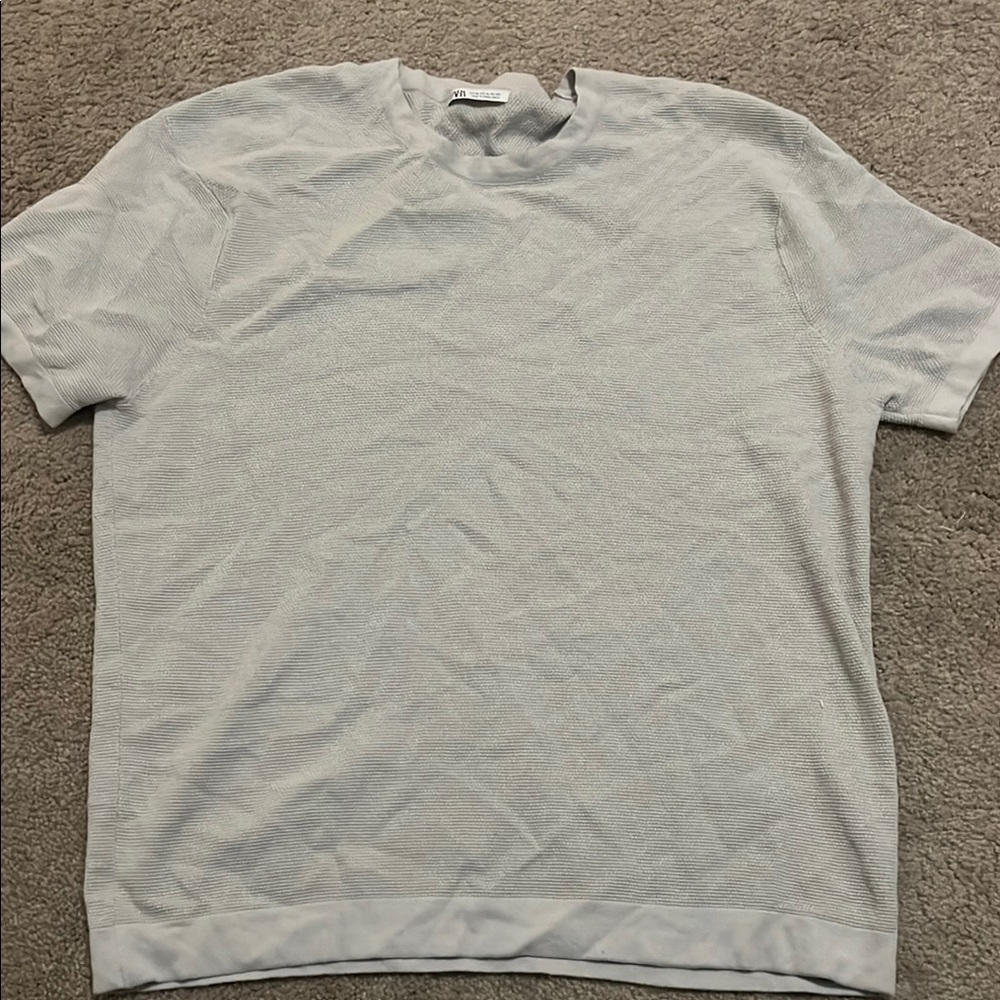 Zara Men's Soft Gray Short Sleeve Tee